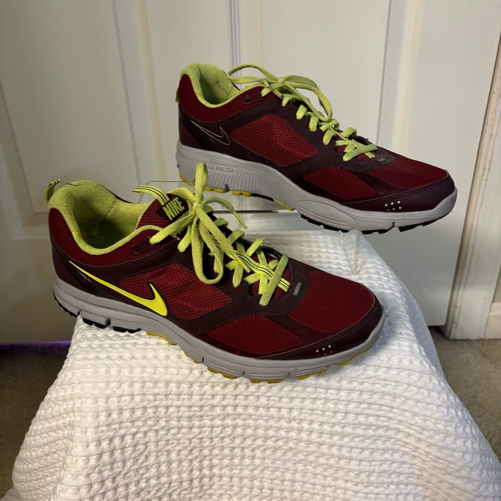 Nike Lunarfly Running Shoes Burgundy Volt Yellow Lunarlon Sneakers M-9, W-11